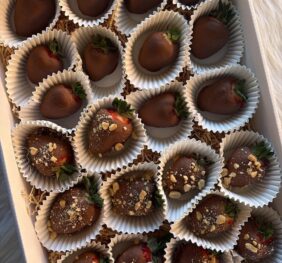Chocolate-Coated Strawberries