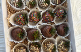 Chocolate-Coated Strawberries